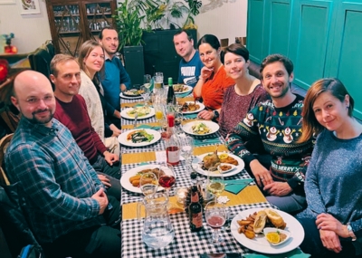 Kar&aacute;csonyi sz&uuml;netre ment&uuml;nk!